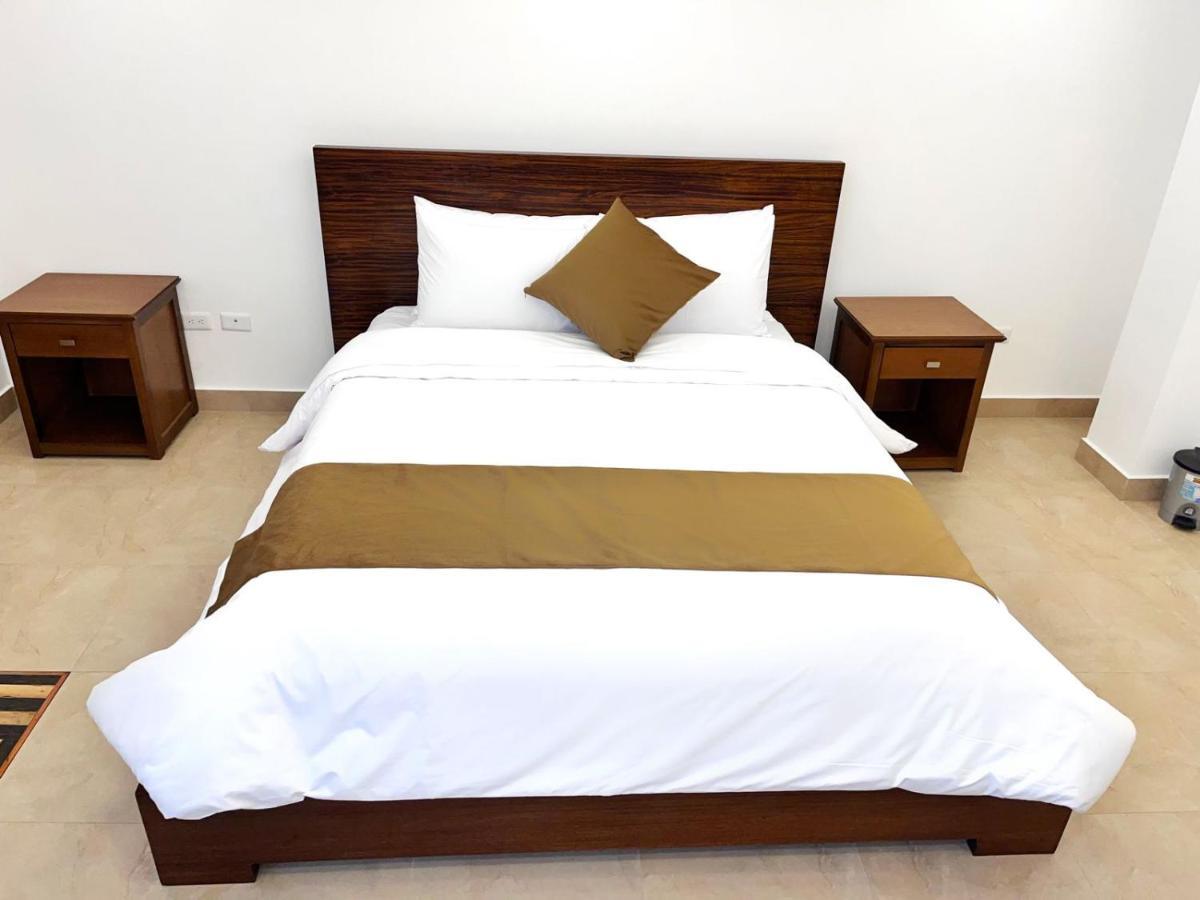 Airos Hotel Баньос Экстерьер фото
